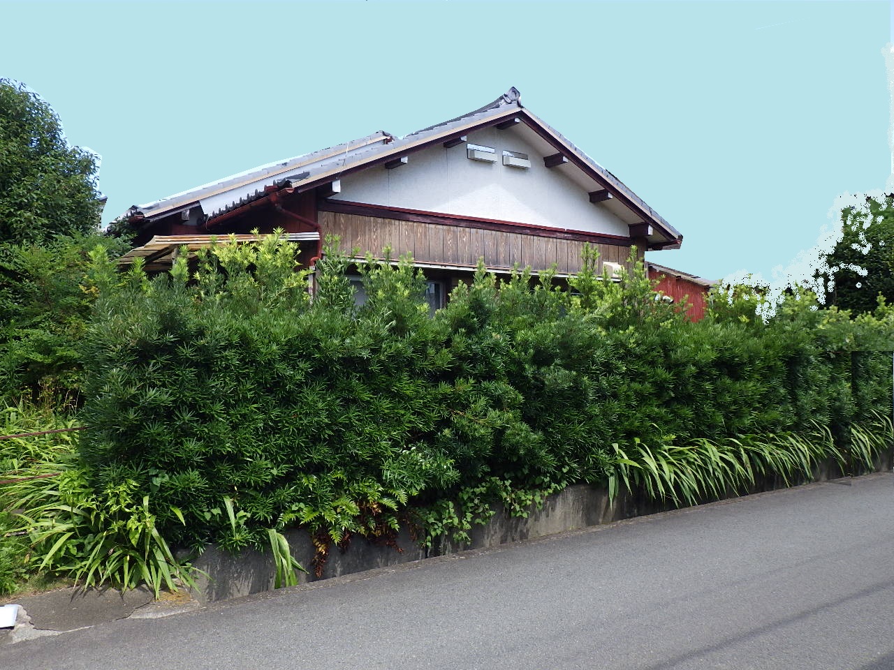 松阪市大黒田町古家付き土地